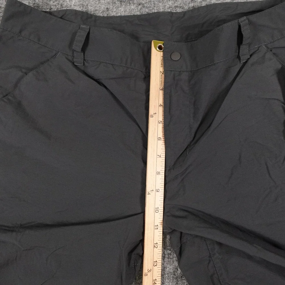 The North Face Shorts Mens 40 Black Hybrid Casual Hiking Performance lightweight